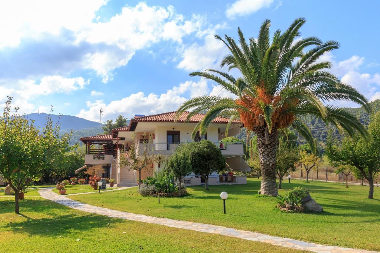 Maria - Pavlos Studios And Apartments Vourvourou Esterno foto